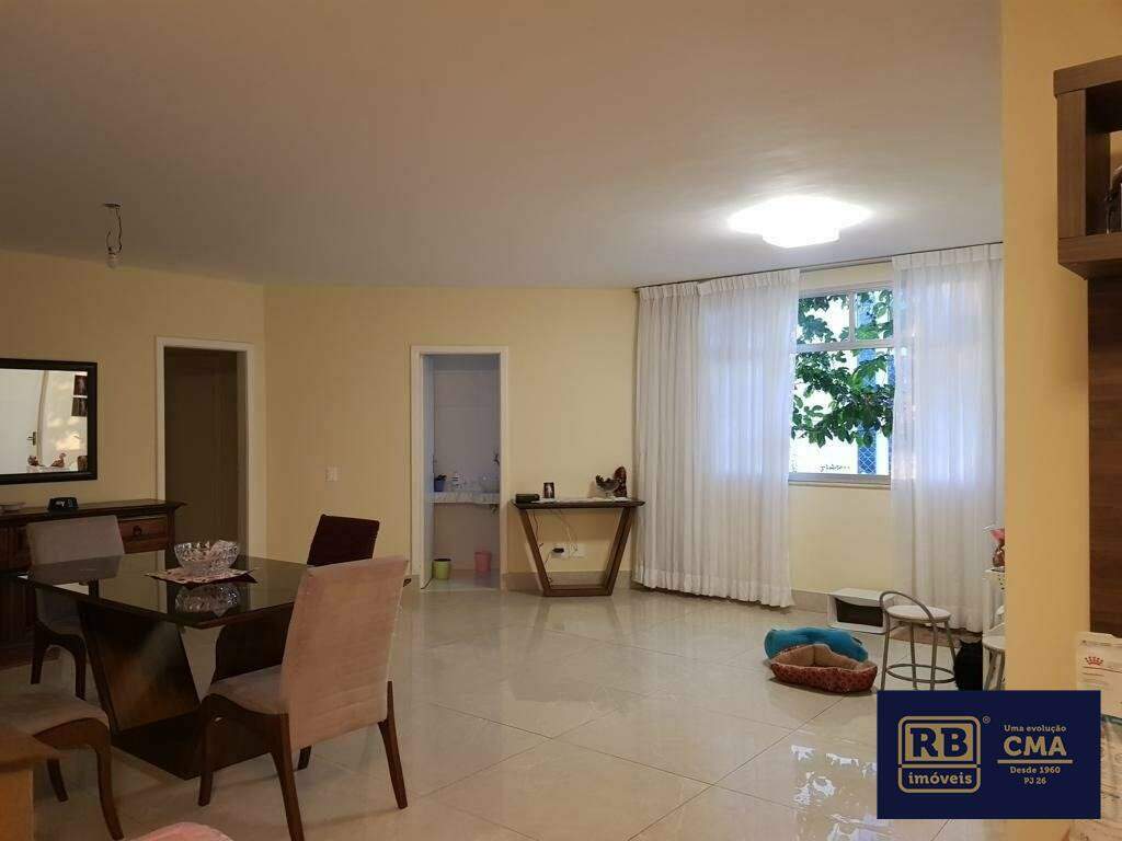 Apartamento à venda com 4 quartos, 180m² - Foto 1