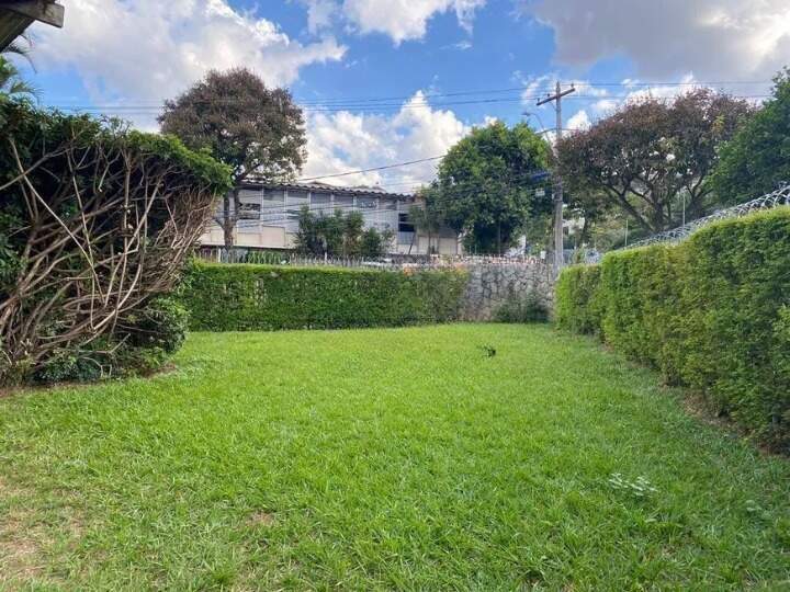 Casa à venda com 5 quartos, 470m² - Foto 11