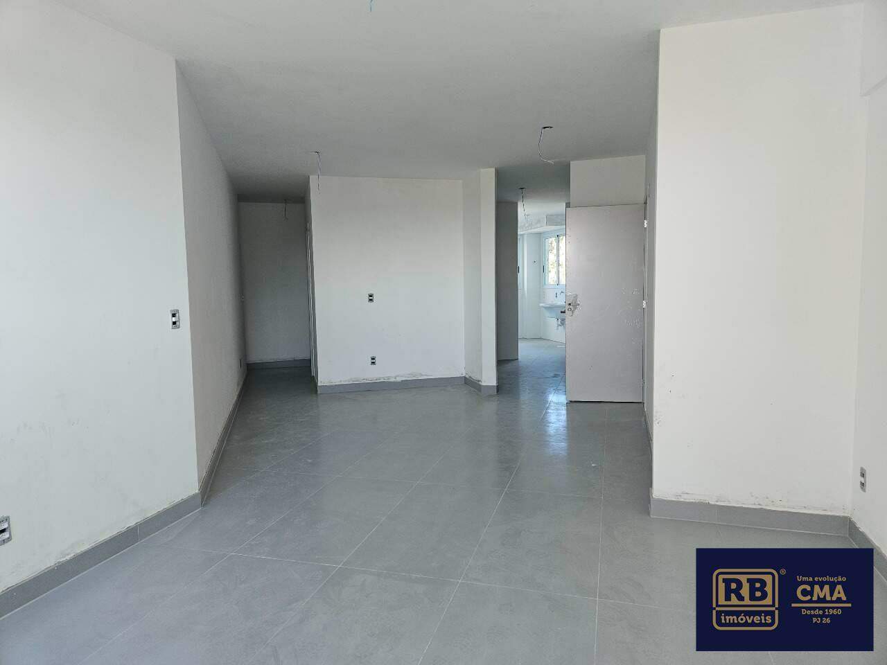 Apartamento à venda com 3 quartos, 101m² - Foto 18