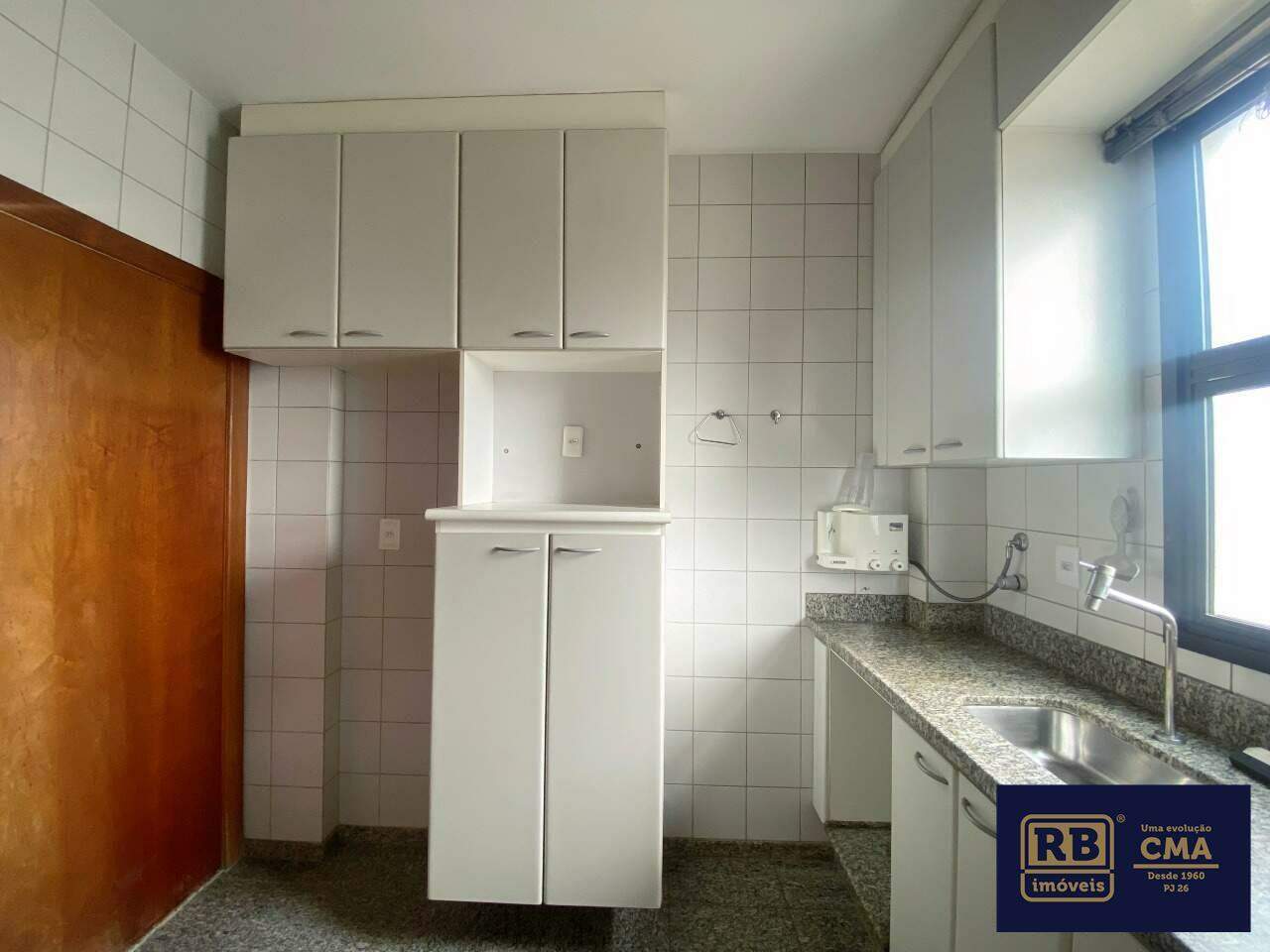 Apartamento à venda com 3 quartos, 92m² - Foto 6