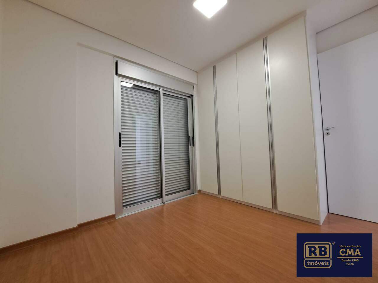 Apartamento à venda com 2 quartos, 82m² - Foto 13