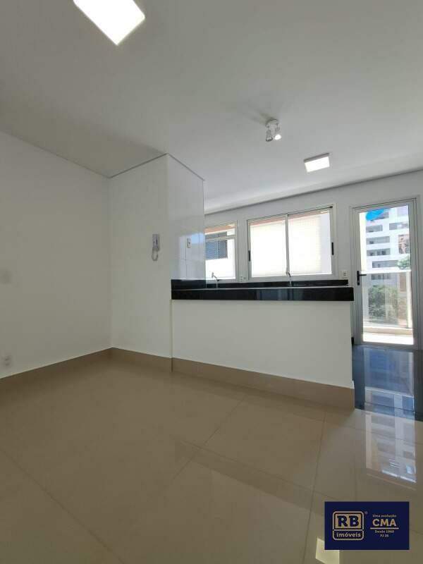 Apartamento à venda com 2 quartos, 82m² - Foto 4