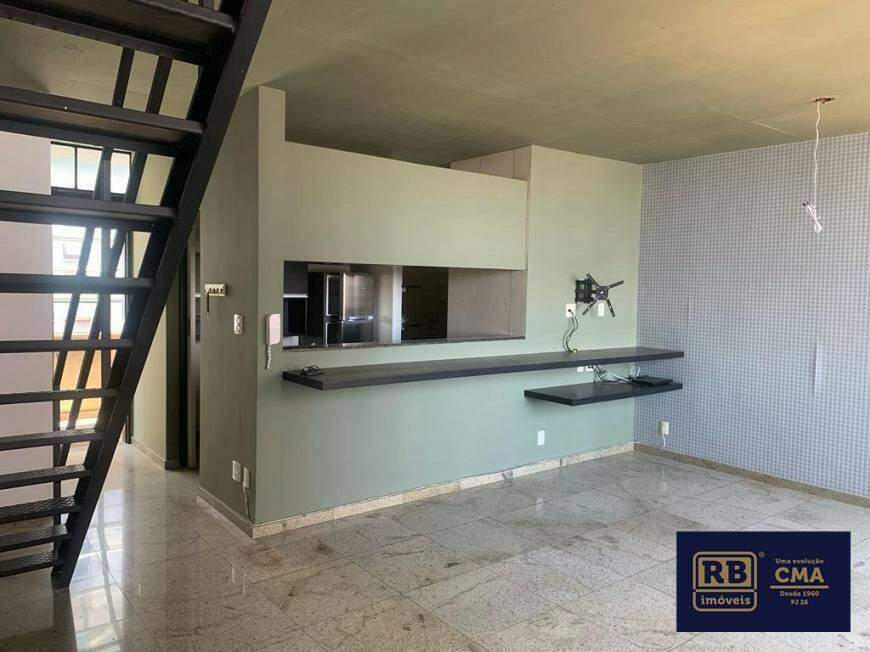 Apartamento à venda com 2 quartos, 140m² - Foto 2