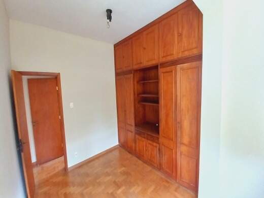 Apartamento à venda com 3 quartos, 140m² - Foto 17