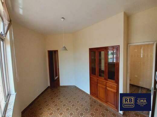 Apartamento à venda com 3 quartos, 140m² - Foto 1