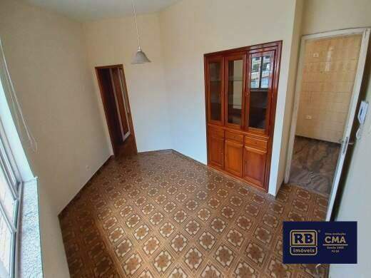 Apartamento à venda com 3 quartos, 140m² - Foto 2