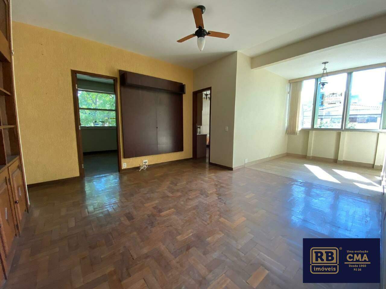 Apartamento à venda com 3 quartos, 230m² - Foto 7