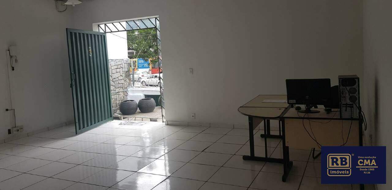 Casa à venda com 1 quarto, 250m² - Foto 4