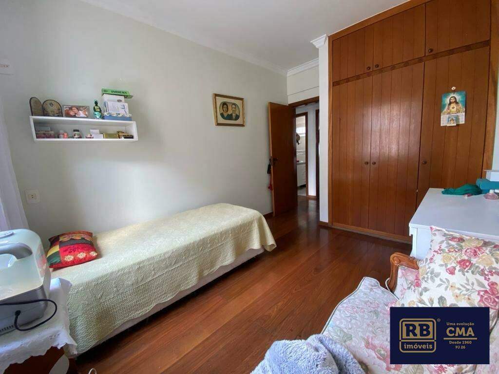 Apartamento à venda com 4 quartos, 147m² - Foto 8