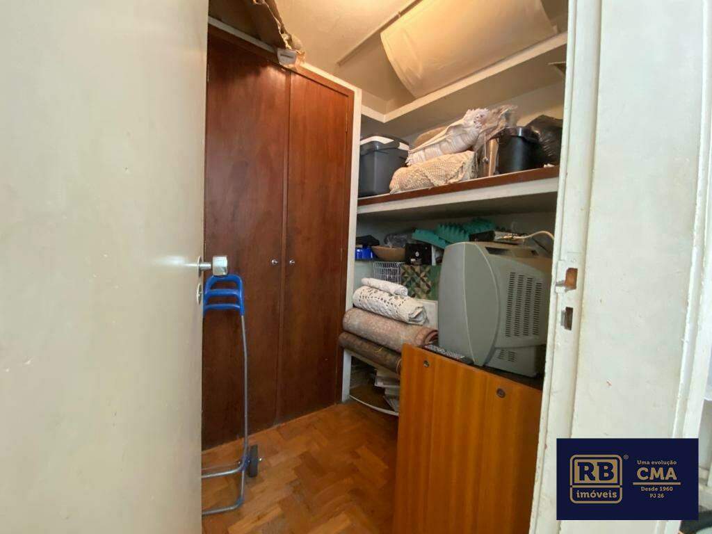 Apartamento à venda com 4 quartos, 160m² - Foto 13