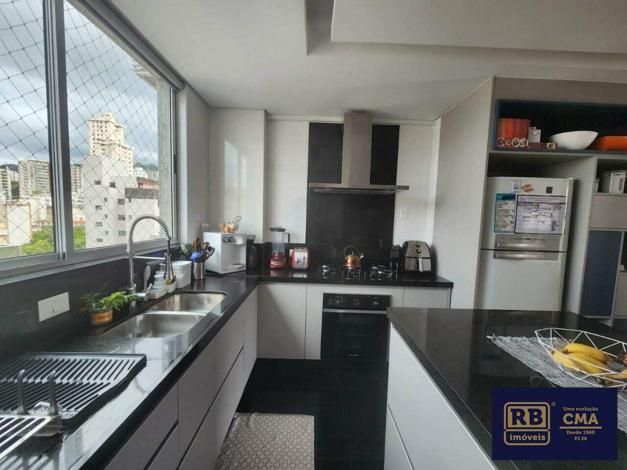 Apartamento à venda com 4 quartos, 197m² - Foto 8