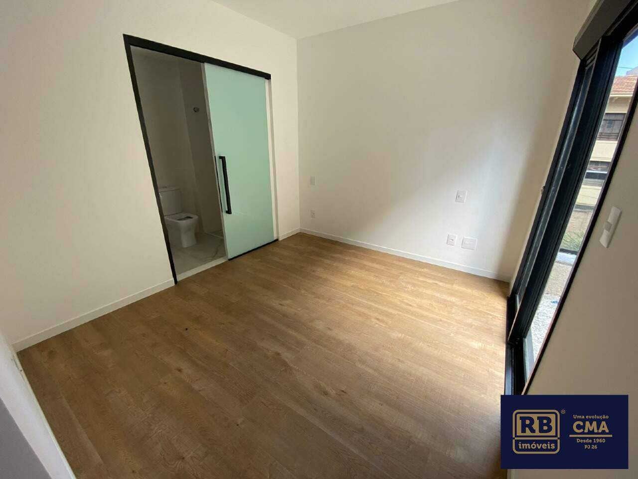 Apartamento à venda com 2 quartos, 63m² - Foto 9