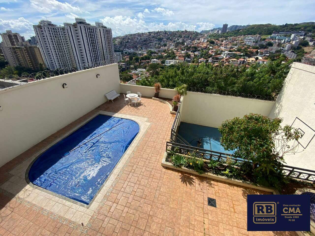 Casa à venda com 4 quartos, 383m² - Foto 10