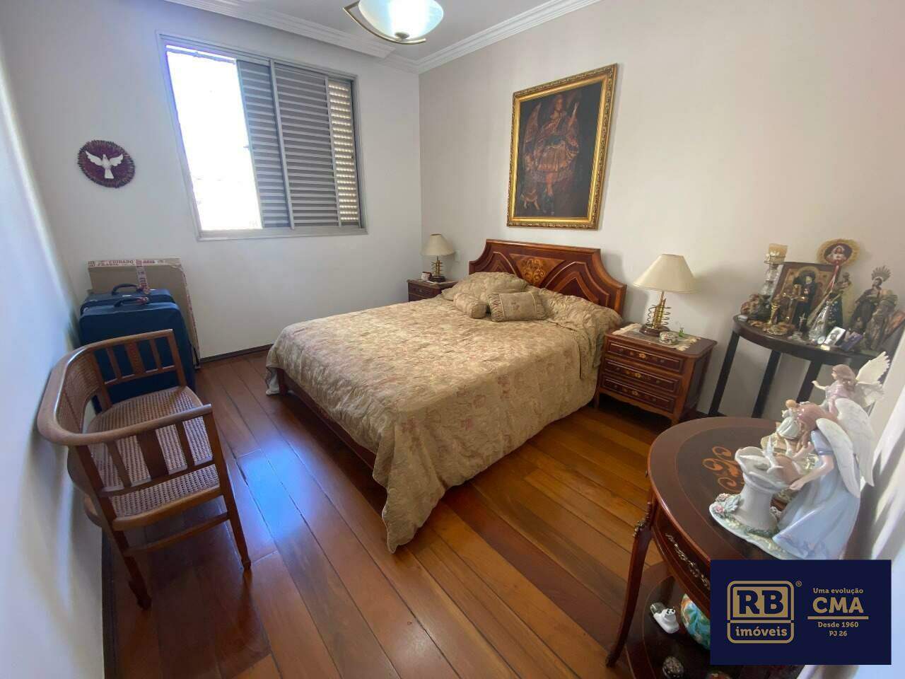 Apartamento à venda com 4 quartos, 140m² - Foto 7