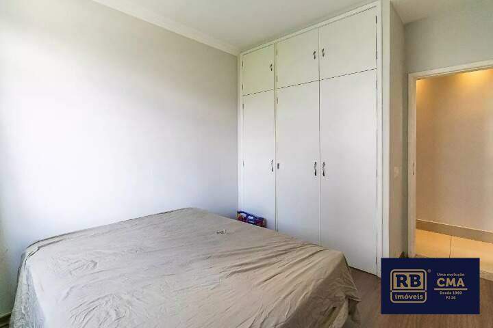 Apartamento à venda com 4 quartos, 155m² - Foto 17