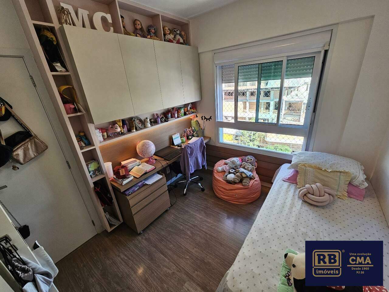 Apartamento à venda com 4 quartos, 141m² - Foto 4