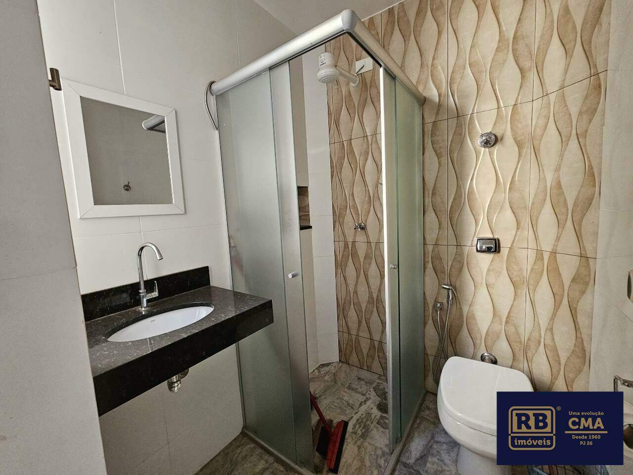 Apartamento à venda com 4 quartos, 200m² - Foto 13