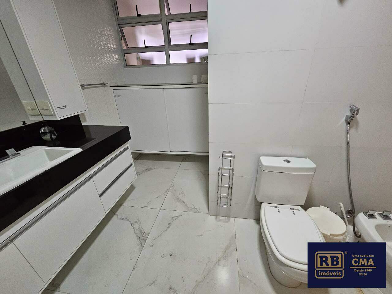 Apartamento à venda com 4 quartos, 200m² - Foto 18