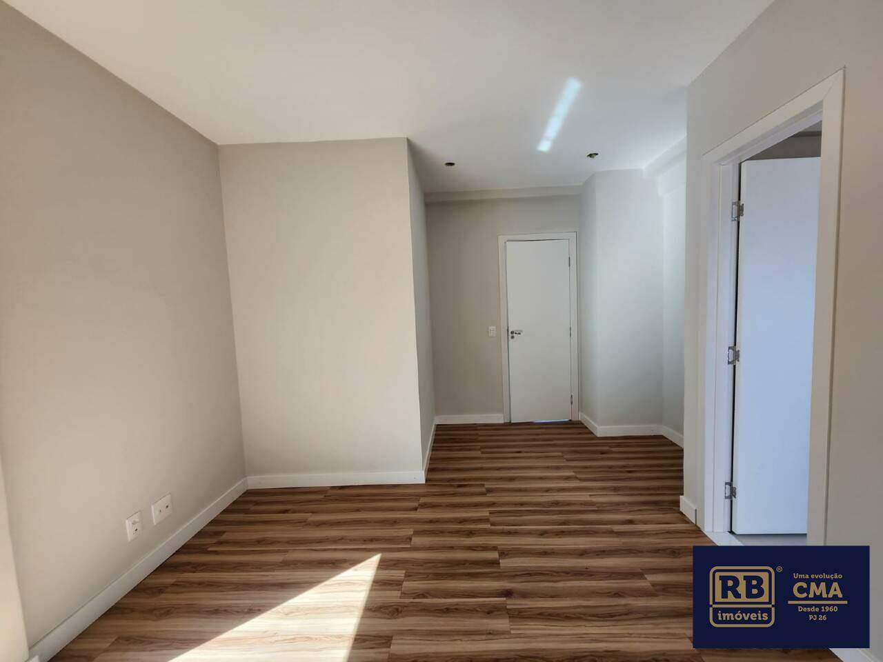 Apartamento à venda com 3 quartos, 85285m² - Foto 13