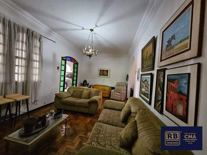 Casa à venda com 2 quartos, 194m² - Foto 1