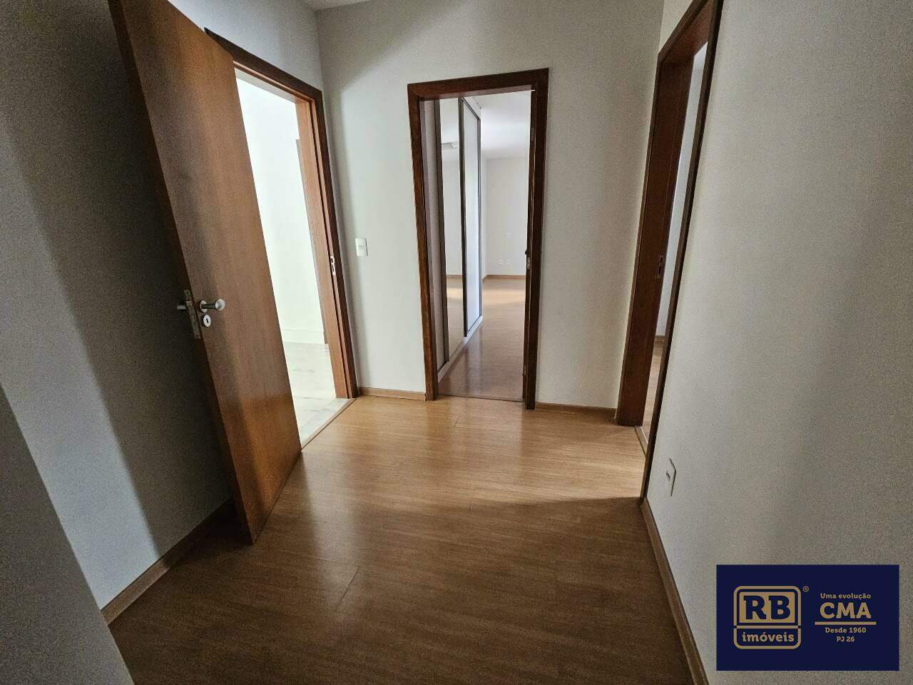 Apartamento à venda com 4 quartos, 158m² - Foto 13