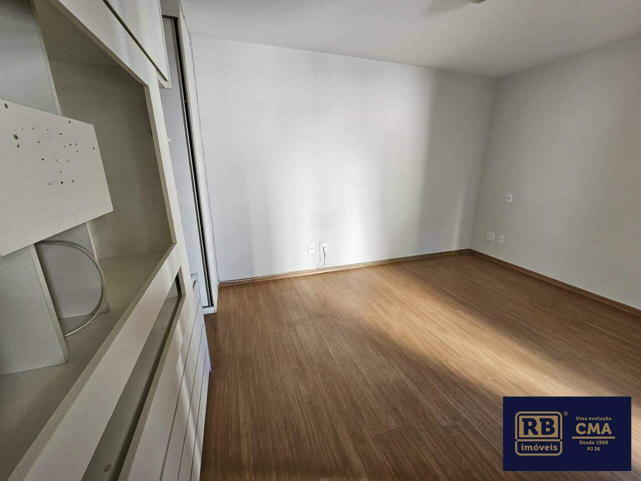 Apartamento à venda com 4 quartos, 158m² - Foto 11