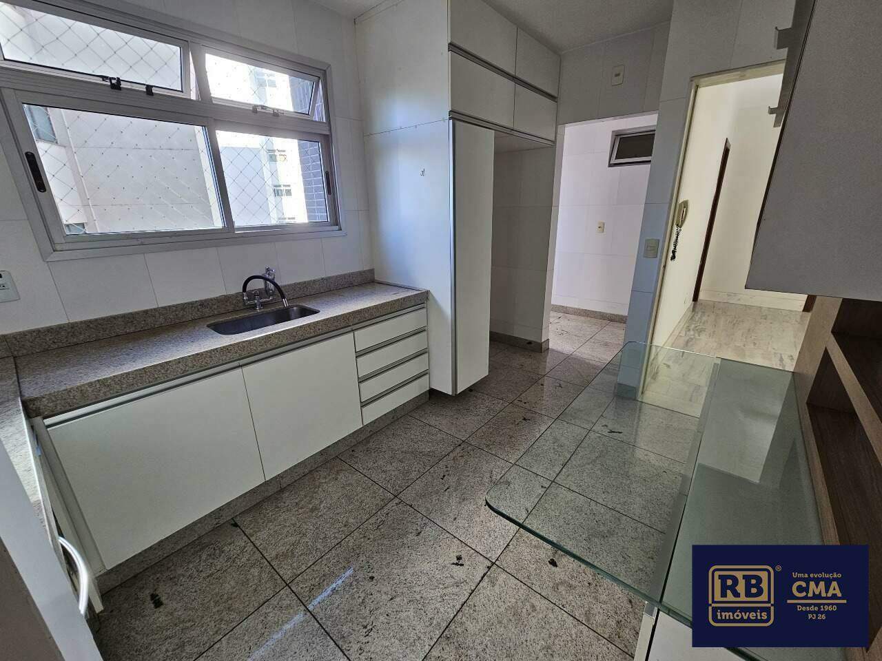 Apartamento à venda com 4 quartos, 158m² - Foto 6