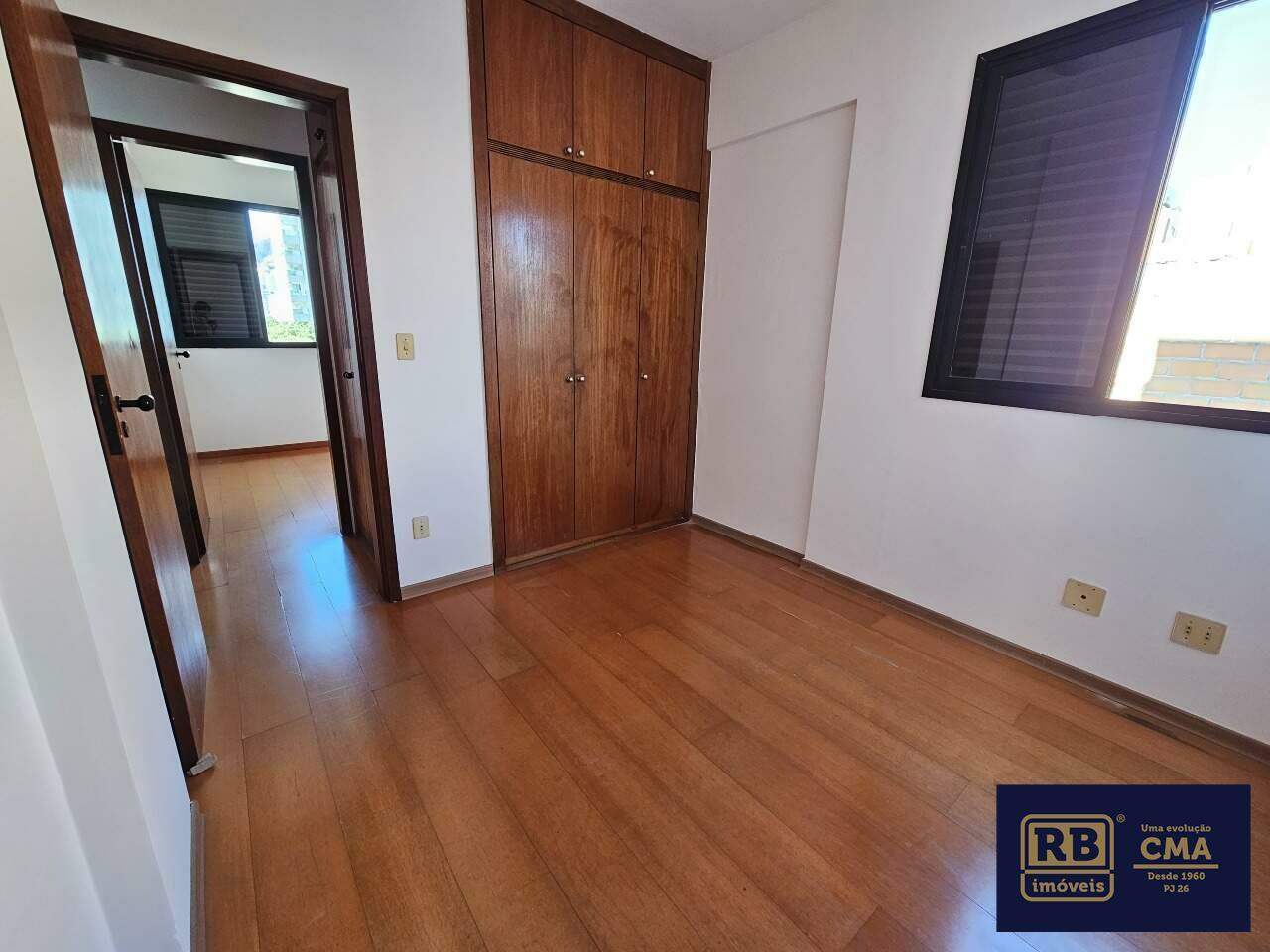 Apartamento à venda com 3 quartos, 83m² - Foto 6