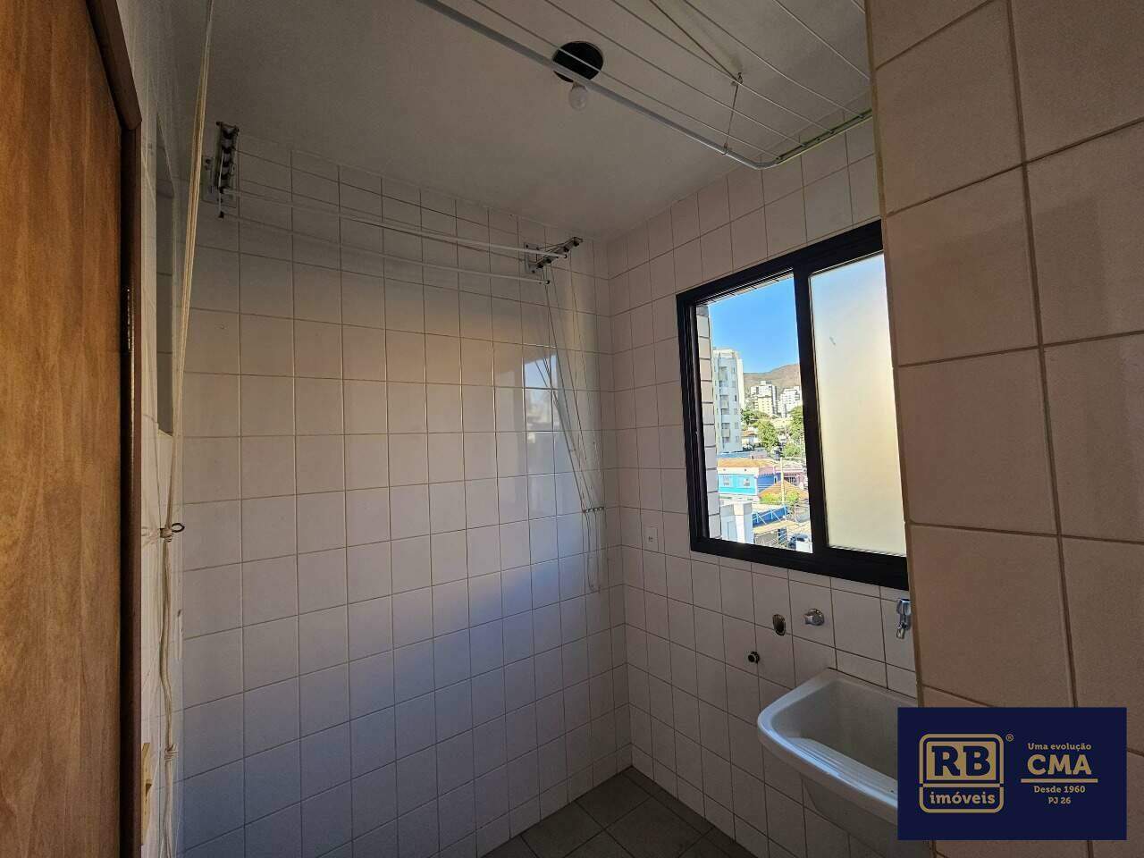 Apartamento à venda com 3 quartos, 83m² - Foto 12