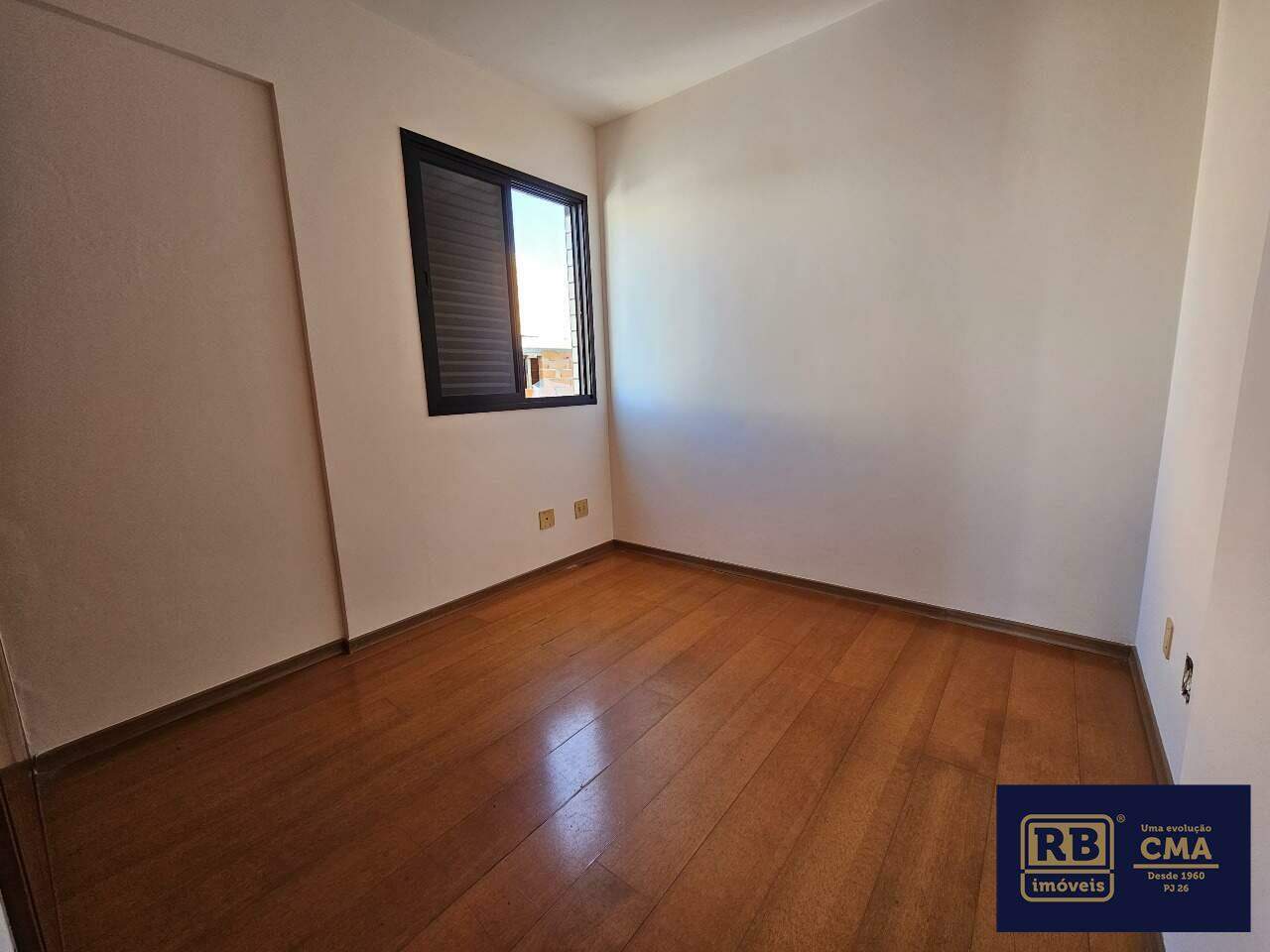 Apartamento à venda com 3 quartos, 83m² - Foto 8