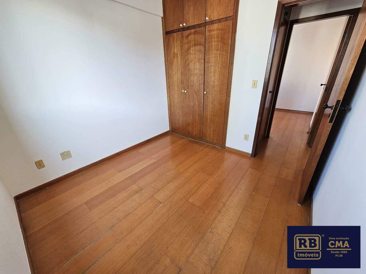 Apartamento à venda com 3 quartos, 83m² - Foto 5