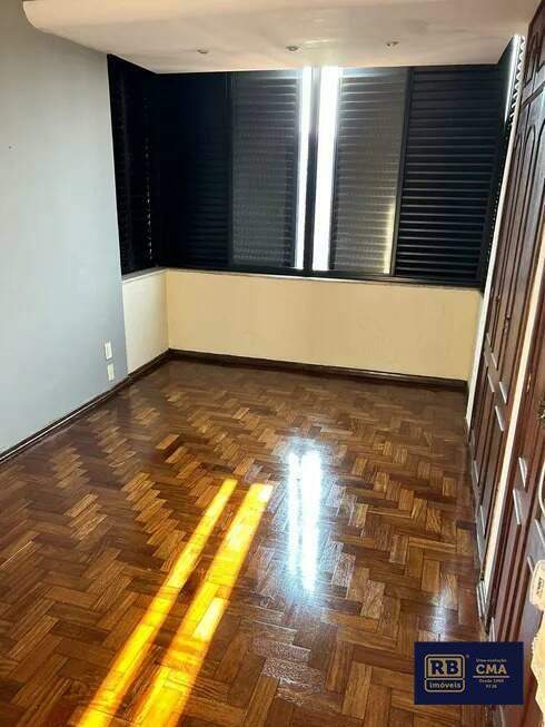 Apartamento à venda com 3 quartos, 220m² - Foto 13