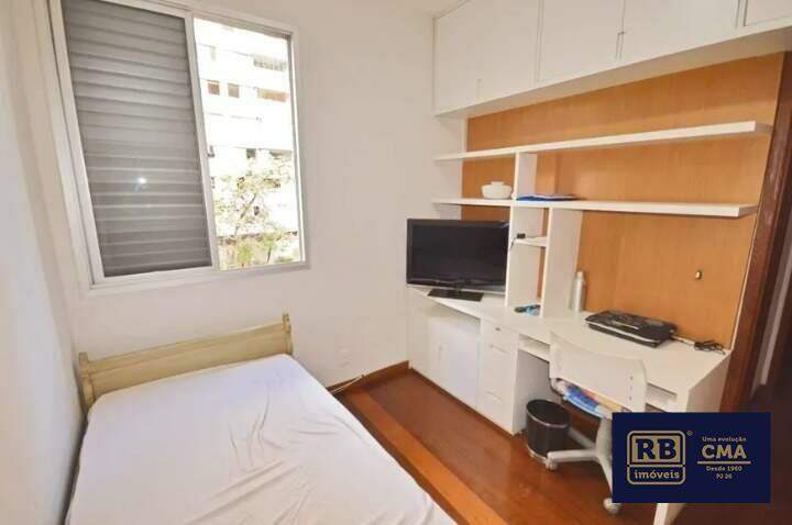 Apartamento à venda com 2 quartos, 70m² - Foto 12