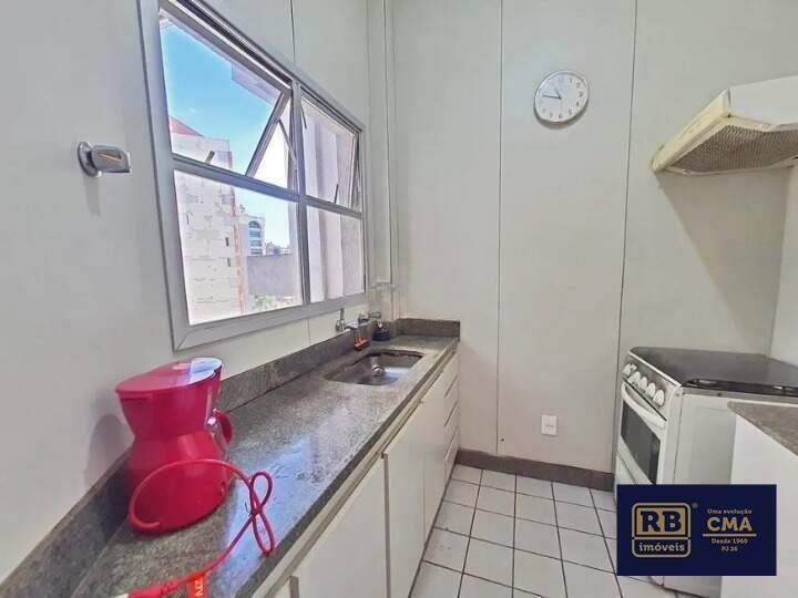 Apartamento à venda com 2 quartos, 70m² - Foto 8