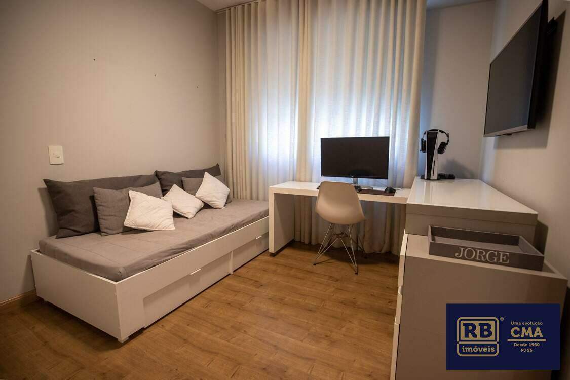 Apartamento à venda com 3 quartos, 162m² - Foto 1