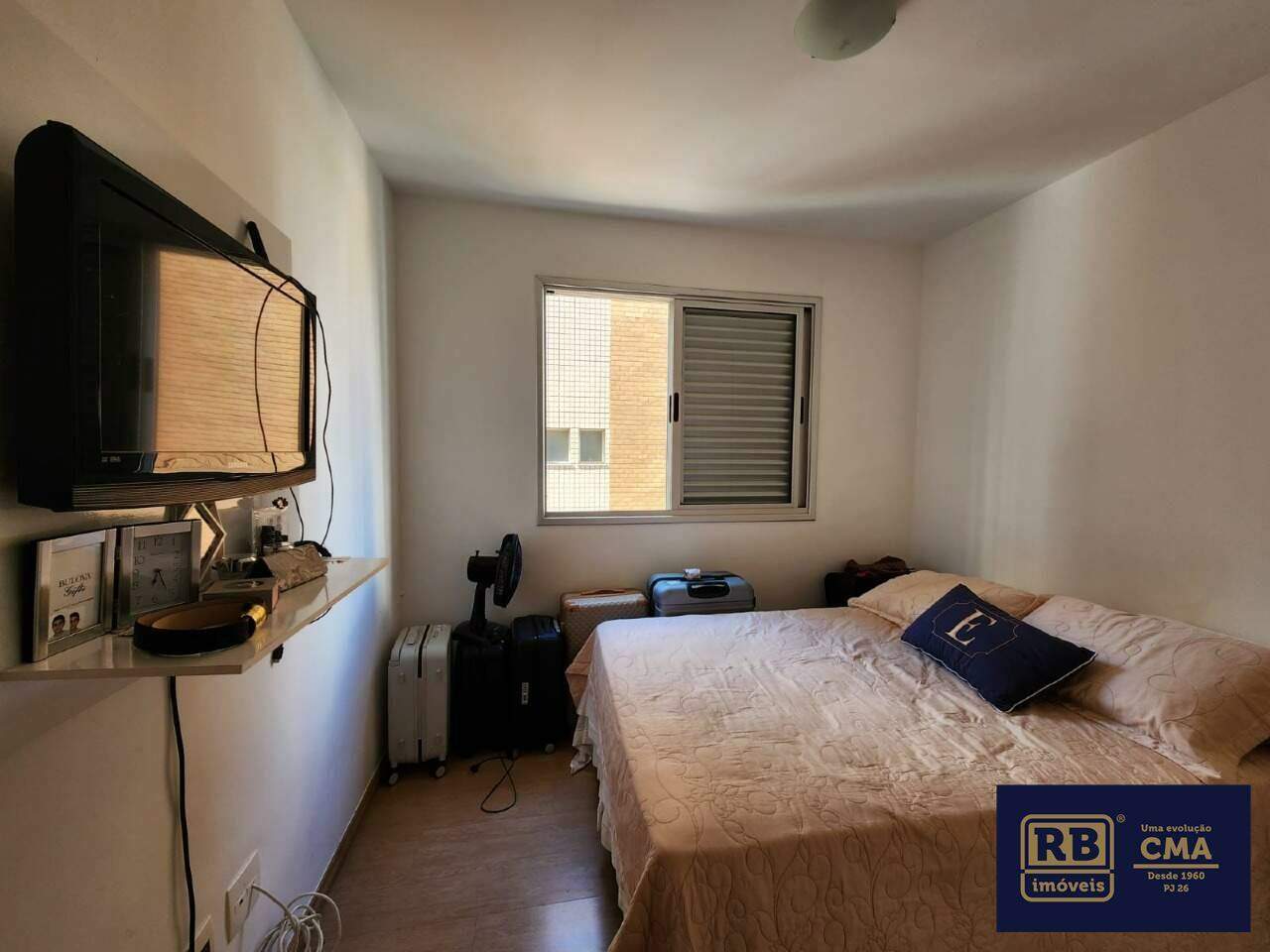 Apartamento à venda com 2 quartos, 64m² - Foto 9