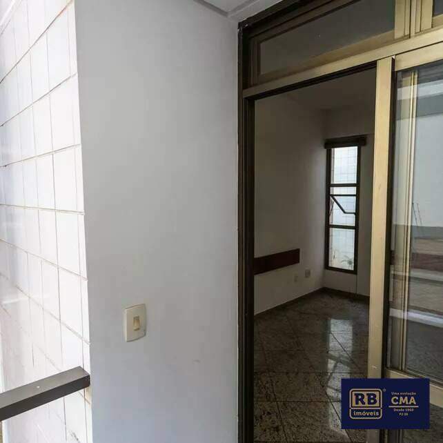 Apartamento à venda com 1 quarto, 42m² - Foto 18