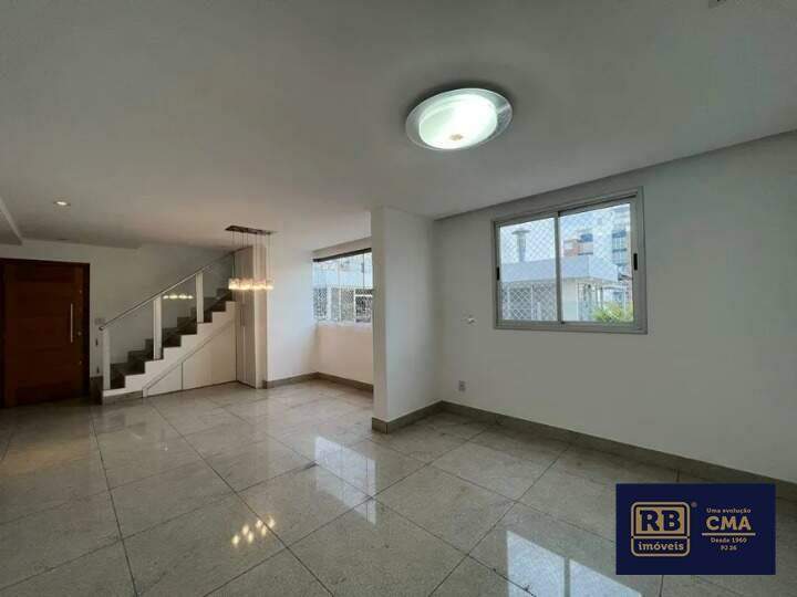 Apartamento à venda com 3 quartos, 180m² - Foto 2