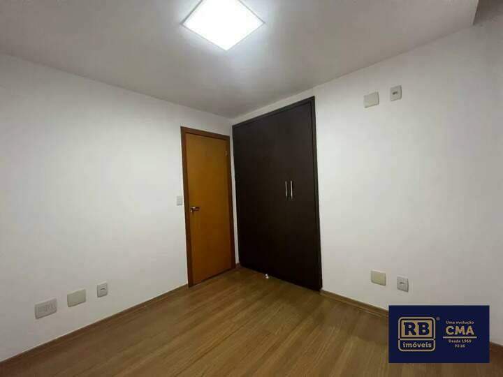 Apartamento à venda com 3 quartos, 180m² - Foto 13