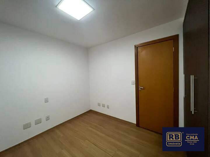 Apartamento à venda com 3 quartos, 180m² - Foto 14