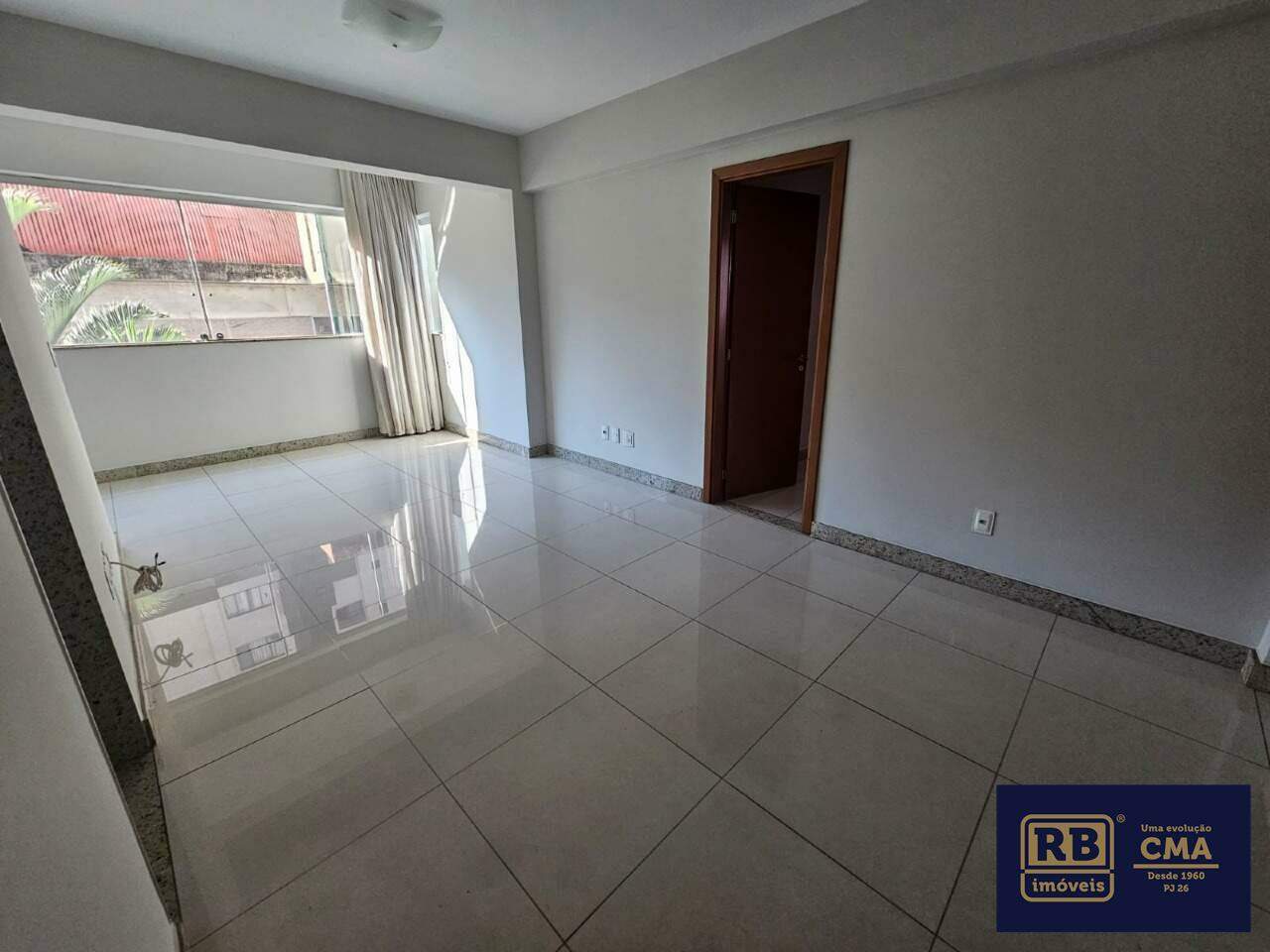 Apartamento à venda com 3 quartos, 81m² - Foto 1