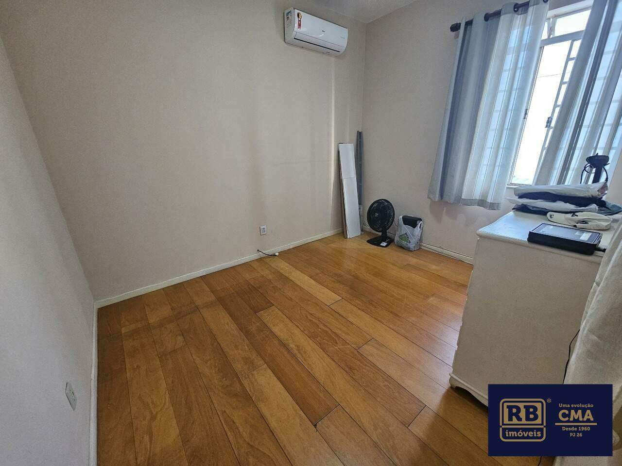 Apartamento à venda com 3 quartos, 98m² - Foto 4