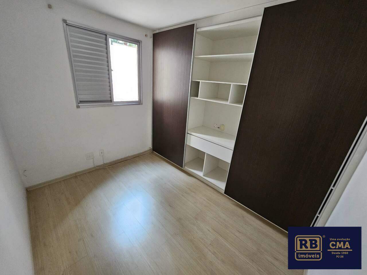 Apartamento à venda com 3 quartos, 85m² - Foto 4