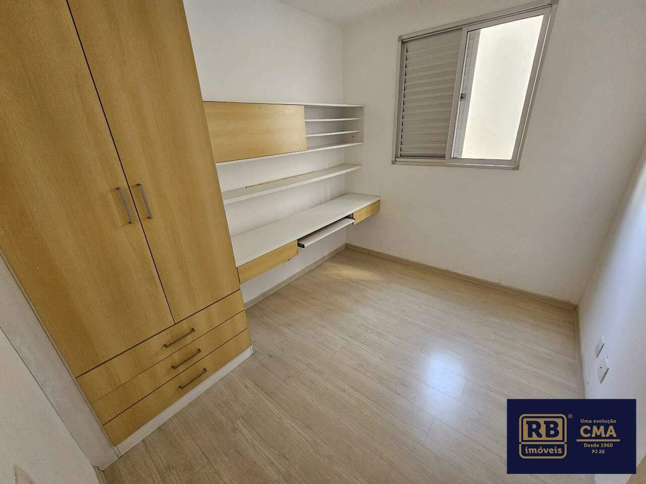 Apartamento à venda com 3 quartos, 85m² - Foto 3