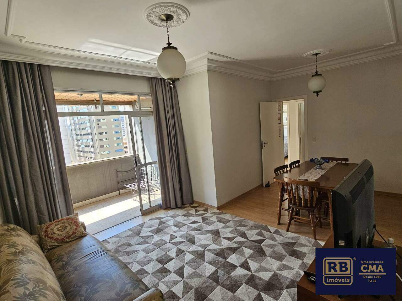 Apartamento à venda com 3 quartos, 90m² - Foto 3