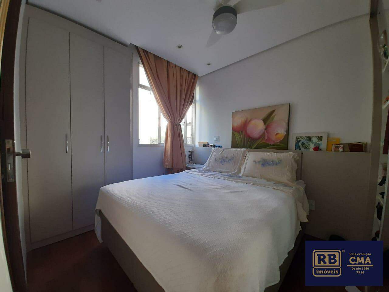 Apartamento à venda com 2 quartos, 62m² - Foto 11