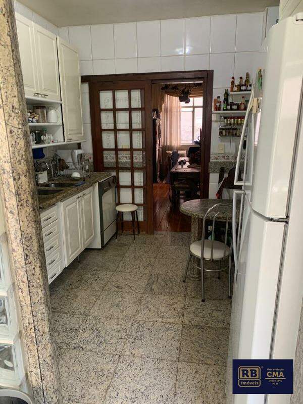 Apartamento à venda com 4 quartos, 255m² - Foto 6