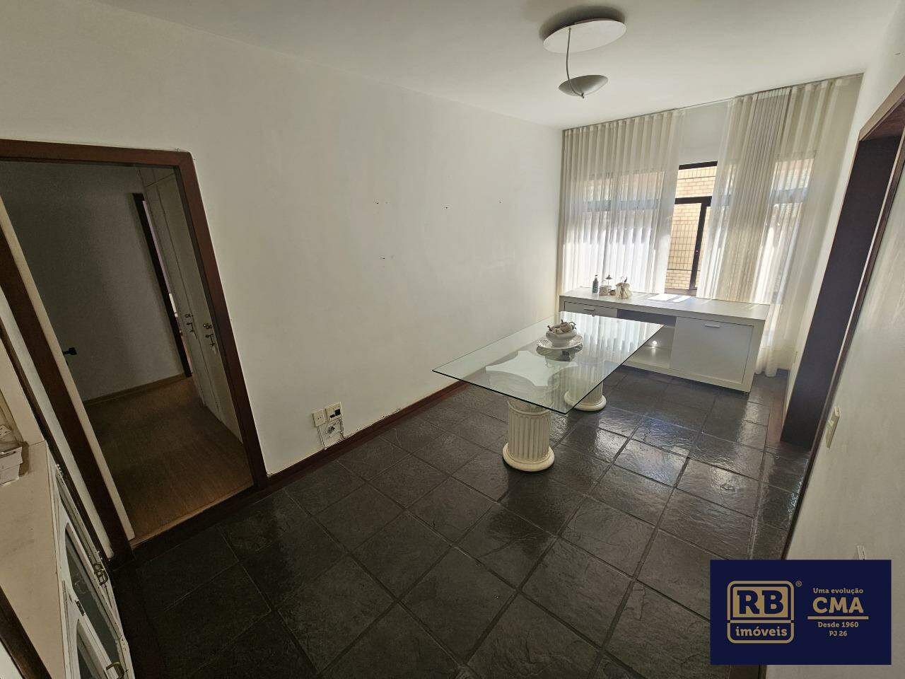 Apartamento à venda com 3 quartos, 110m² - Foto 8