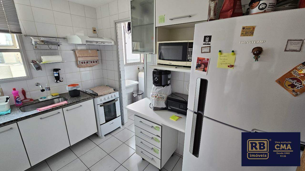 Apartamento à venda com 2 quartos, 75m² - Foto 9