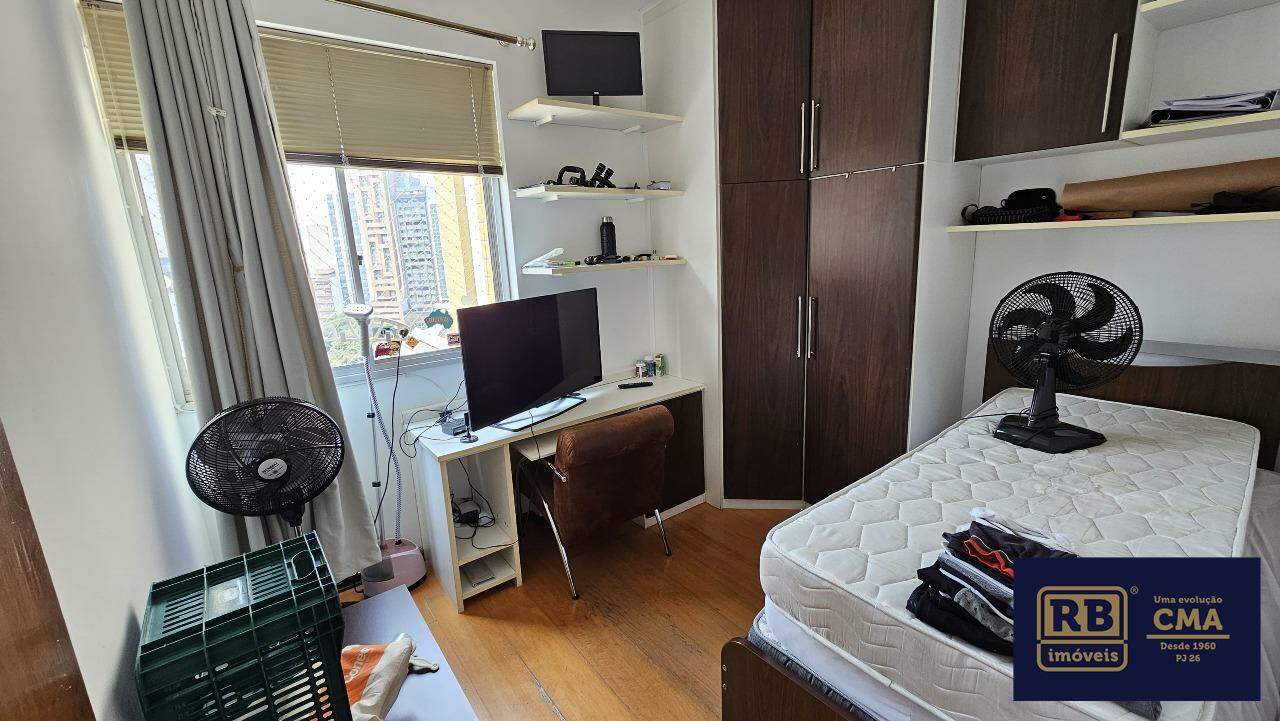 Apartamento à venda com 2 quartos, 75m² - Foto 4